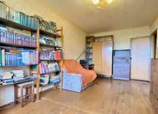 Продается однокомнатная квартира, 30.5 м2, Ломоносов, улица Жоры Антоненко, 12