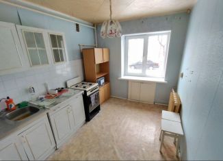 Продается 3-комнатная квартира, 67 м2, Озёрск, Набережная улица, 37