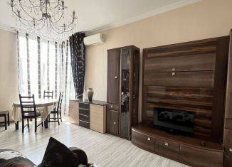 Сдаю двухкомнатную квартиру, 60 м2, Сочи, Невская улица, 18, микрорайон Завокзальный