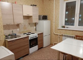 Сдаю в аренду двухкомнатную квартиру, 52 м2, Тобольск, 15-й микрорайон, 23, ЖК Ермак