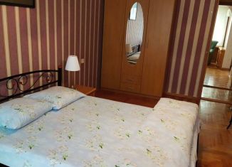 Сдача в аренду двухкомнатной квартиры, 50 м2, поселок городского типа Форос, улица Терлецкого, 13