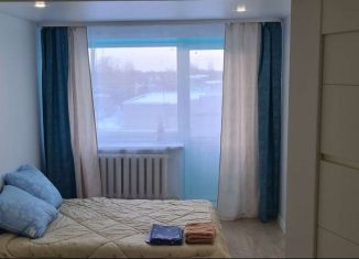 Продам 2-ком. квартиру, 43 м2, Кимры, улица Урицкого, 40А