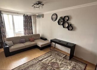 Сдается в аренду двухкомнатная квартира, 62 м2, Москва, Нарвская улица, 1Ак3, ЖК Головино