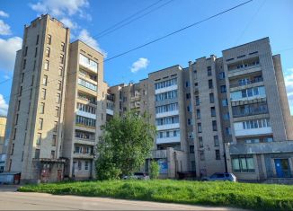 Продам 3-комнатную квартиру, 58.9 м2, Пикалёво, улица Горняков, 10