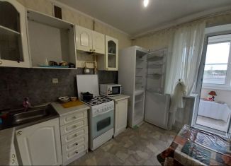 Аренда 1-комнатной квартиры, 35 м2, Чувашия, улица Энтузиастов, 38/8