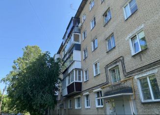 Продам трехкомнатную квартиру, 61.5 м2, Челябинск, улица Дзержинского, 115