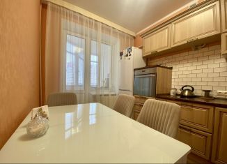 Продам 2-комнатную квартиру, 54.9 м2, Республика Башкортостан, улица Софьи Перовской, 48/1