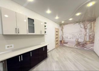 Продажа 4-комнатной квартиры, 91.6 м2, Оренбург, проспект Победы, 176