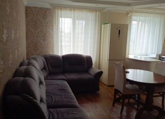Сдается в аренду 3-комнатная квартира, 60 м2, Тобольск, микрорайон 7А, 6