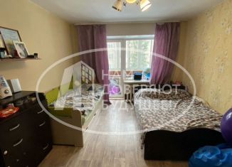 Продается 2-комнатная квартира, 47.5 м2, Чусовой, Коммунистическая улица, 3В
