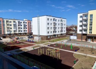 Двухкомнатная квартира на продажу, 48 м2, Березники, улица Уральских Танкистов, 8/3