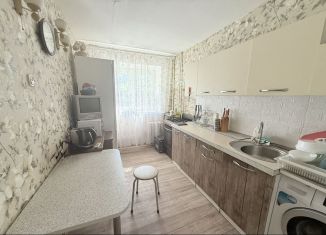 Продам 2-ком. квартиру, 47.7 м2, Екатеринбург, улица Шаумяна, 93, Верх-Исетский район