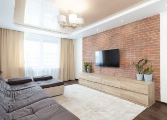 Трехкомнатная квартира на продажу, 72.8 м2, посёлок Российский, улица Ратной Славы, 46