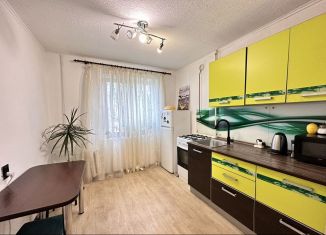 Продажа 3-ком. квартиры, 58.3 м2, Саратов, улица имени Академика С.Г. Навашина, 32