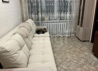 Продам четырехкомнатную квартиру, 57.4 м2, Троицк, улица имени Ю.А. Гагарина, 3В