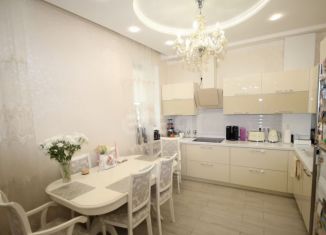 Продам 3-комнатную квартиру, 88 м2, Нижний Новгород, Нижегородский район, Славянская улица, 25А