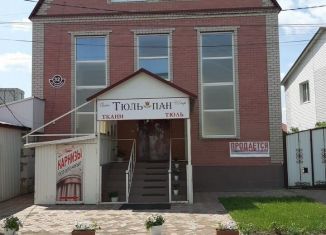 Продам торговую площадь, 850 м2, посёлок Саракташ, улица Свердлова, 32