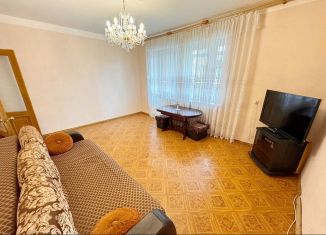 Пятикомнатная квартира на продажу, 81.4 м2, Кольчугино, улица 50 лет Октября, 15