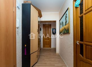 Продаю 2-комнатную квартиру, 52 м2, Тобольск, 8-й микрорайон, 41