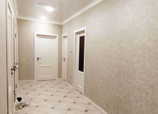 Продается трехкомнатная квартира, 79 м2, Краснодар, улица Александра Покрышкина, 2/2, микрорайон Энка (имени Маршала Жукова)