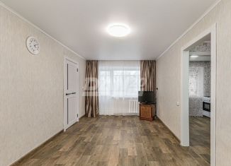 Продаю двухкомнатную квартиру, 41.8 м2, Челябинск, улица Марченко, 17В, Тракторозаводский район