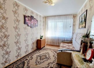 2-ком. квартира на продажу, 45 м2, Азнакаево, улица Хасаншиной, 2А