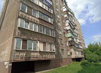 Продаю 3-ком. квартиру, 64.8 м2, Челябинск, улица Хохрякова, 10, Тракторозаводский район