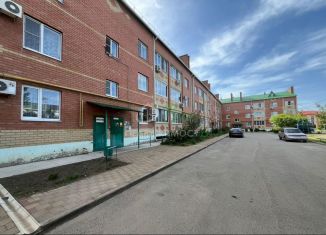 Продам трехкомнатную квартиру, 69.3 м2, Ейск, улица Герцена, 88/5