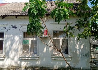 Продаю четырехкомнатную квартиру, 67.1 м2, Лабинск, Светлая улица, 1