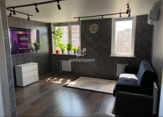 Продам 2-ком. квартиру, 50.8 м2, Верхняя Пышма, Красноармейская улица, 15