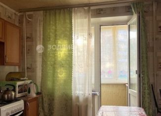 2-ком. квартира в аренду, 52 м2, Чебоксары, улица Ленинского Комсомола, 20
