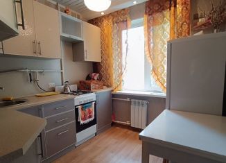 Продается 1-ком. квартира, 30.5 м2, Новомосковск, Стадионная улица, 3