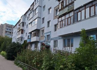 Продается 2-ком. квартира, 47.3 м2, Дзержинск, Октябрьская улица, 78