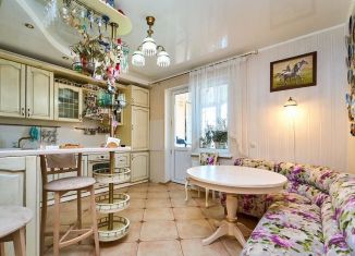 Продажа трехкомнатной квартиры, 100 м2, Краснодар, Кубанская улица, 47, микрорайон Черемушки