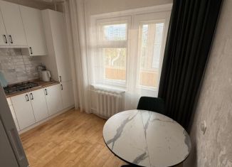 Сдам 1-ком. квартиру, 48 м2, Орловская область, улица Машиностроителей, 17/2