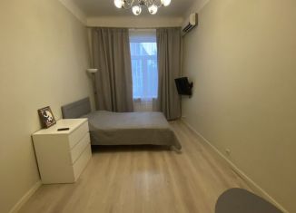 Сдается 1-ком. квартира, 33 м2, Москва, Воротниковский переулок, 11с1, Тверской район