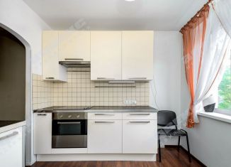 Продажа трехкомнатной квартиры, 71 м2, Санкт-Петербург, Долгоозёрная улица, 8, муниципальный округ Юнтолово