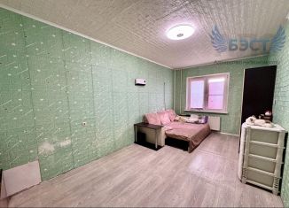Продаю 1-комнатную квартиру, 37 м2, Армавир, проспект Авиаторов, 6