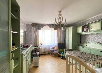 Продам двухкомнатную квартиру, 48 м2, поселок городского типа Афипский, улица 50 лет Октября, 30