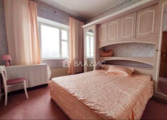 Сдам в аренду трехкомнатную квартиру, 80 м2, Москва, Малая Тульская улица, 2/1к21, Даниловский район