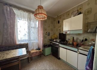 Продаю трехкомнатную квартиру, 61 м2, Коркино, Фестивальная улица, 5