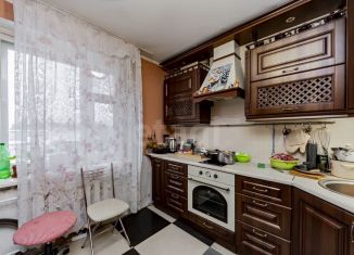Продаю 2-комнатную квартиру, 52.9 м2, Тюмень, улица Валерии Гнаровской, 10, Восточный округ