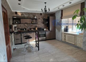 Продажа 2-ком. квартиры, 98.7 м2, Курган, улица Карельцева, 56