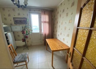 Сдам в аренду 1-комнатную квартиру, 44 м2, Москва, квартал Самаркандский Бульвар 134А, к2, район Выхино-Жулебино