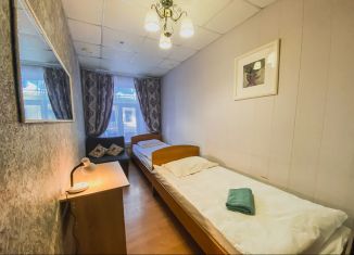 Сдаю в аренду комнату, 15 м2, Санкт-Петербург, Невский проспект, 108В, Центральный район