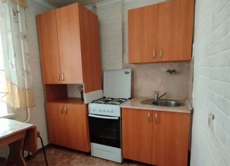 Продаю однокомнатную квартиру, 30 м2, Стерлитамак, улица Льва Толстого, 3