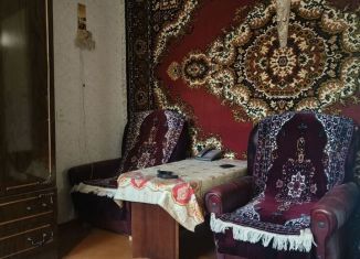 Сдается 2-комнатная квартира, 49 м2, Павловск, микрорайон Гранитный, 12