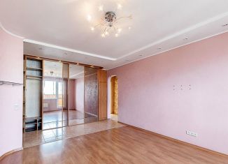Продаю 3-комнатную квартиру, 63.7 м2, Екатеринбург, улица Металлургов, 46