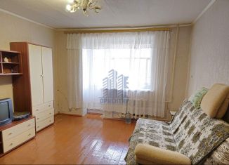 Продажа 4-ком. квартиры, 80 м2, Чувашия, улица Ашмарина, 36