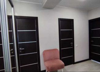 Продается 2-ком. квартира, 65.9 м2, Краснодар, улица имени Сергея Есенина, 80, микрорайон Завод Радиоизмерительных Приборов